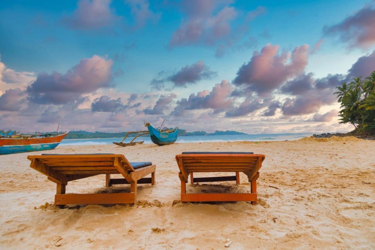 Talalla Ocean Beach Bungalow Matara Bagian luar foto