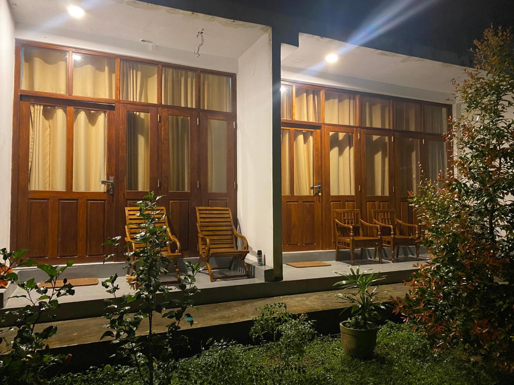 Talalla Ocean Beach Bungalow Matara Bagian luar foto