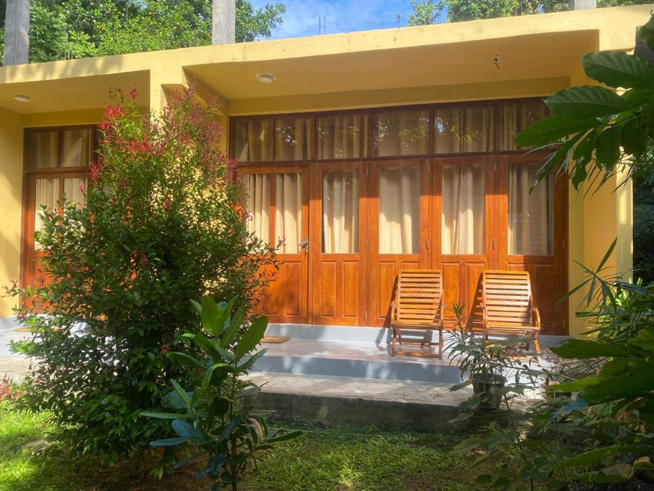 Talalla Ocean Beach Bungalow Matara Bagian luar foto
